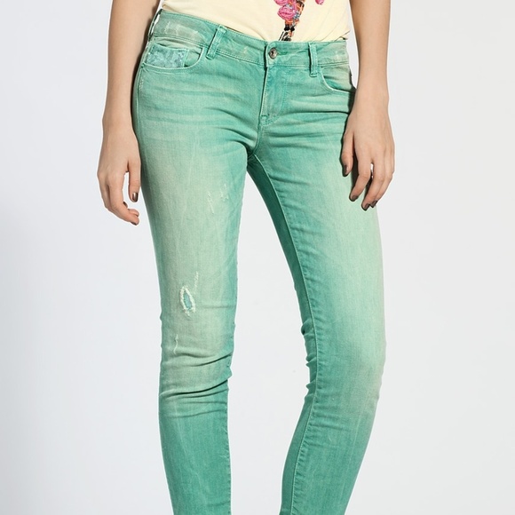 New Guess Jeansy Jeans Size 27 - Picture 2 of 5